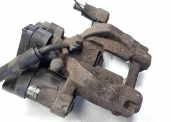 ZACISK HAMULCOWY TYŁ PRAWY VOLKSWAGEN PASSAT B8 3Q0615406M