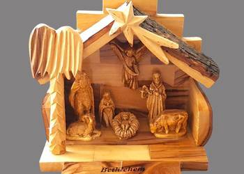 Szopka Bożonarodzeniowa ręcznie robiona wyrzeźbiona w drewnie oliwnym