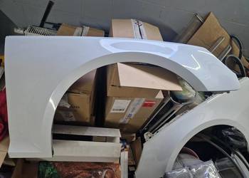 Audi a4 b9 przed lift błotnik prawy przód LS9R