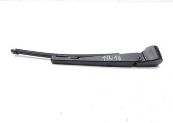 RAMIĘ PIÓRO WYCIERACZKI TYŁ A1768200544 MERCEDES W176 A KLASA
