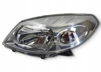 LAMPA LEWA Dacia Sandero I LEWY PRZÓD przednia EUROPEJSKA europa 8200733878
