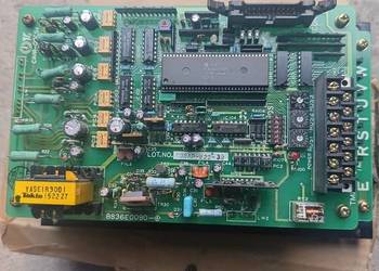 CIMR-08CS2  yaskawa falownik do maszyn shima seiki sfg stj sjf