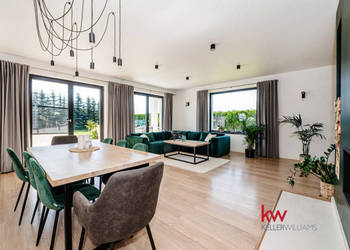 Dom wolnostojący 300m2 Mrowino