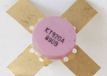 Tranzystor KT920A 12,6V 2W 50-200MHz