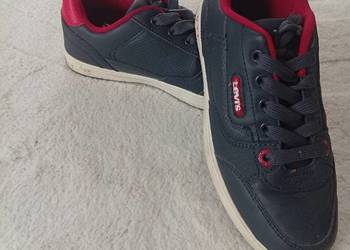 Sprzedam Adidasy Levi's