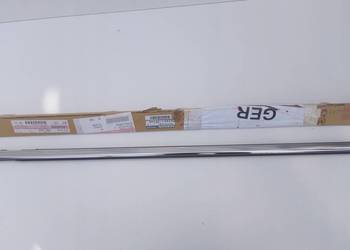 LISTWA ZGARNIAJĄCA LEWA PRZÓD INFINITI G35 G37 LISTWA ZGARNIAJĄCA LEWA PRZÓD INFINITI G35 G37