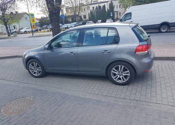 Sprzedam Golf 6 1,6 MPI 8 V z gazem