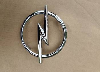 Znaczek Logo Grill Opel Corsa F