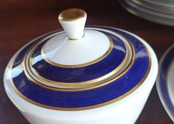 Cukiernica. Porcelana kobaltowo- złota. Syg. NEUFERER. Bavaria. Qualitat. M