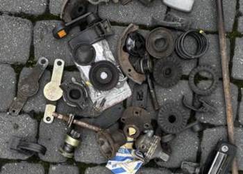 Części 126p większość nowa zabieraki itp