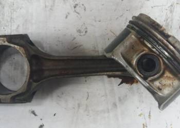 Tłok z korbowodem VW AUDI SEAT SKODA 1.8 2.0 82L78