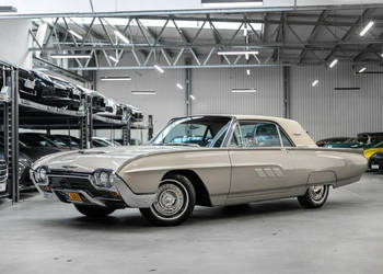 Ford Thunderbird 6.4 V8. Stan kolekcjonerski. 1963. Stan kolekcjonerski. I…