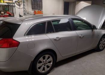 Opel Insignia 2.0 CDTI na części karoseria, turbo, felgi, wtryski, drzwi