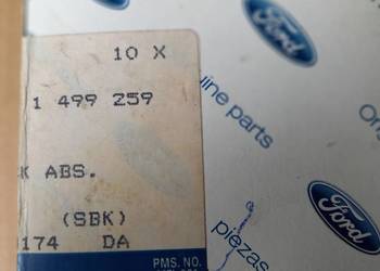 1499259/70VB-18174-DA Tuleja amortyzatoraTransit 86 góra