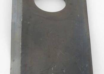 Nożyk kosiarki rotacyjnej lewy 105x48x4 mm owalny otwór 23.0x20.5 mm pasuj…