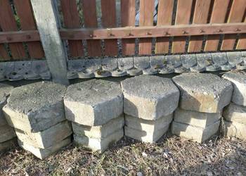 Sprzedam trylinkę betonową kostki szcześciokątne