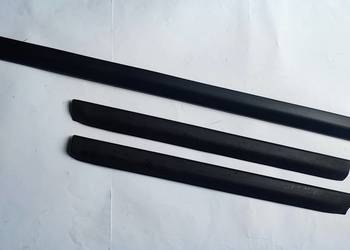 Listwa dolna drzwi Audi A3 8L 4 drzwi listwa boczna