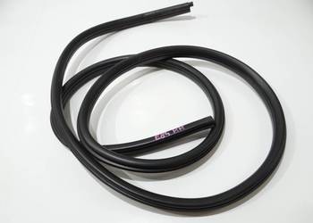 USZCZELKA DRZWI PRAWY PRZÓD BMW X1 E84 2990833
