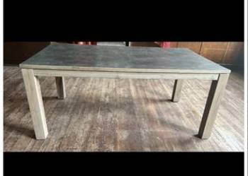 Holenderskie solidne stoly