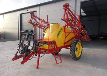 Opryskiwacz ciągany MOSKIT  1500/15 hydraulika, komputer Krukowiak Biardzki