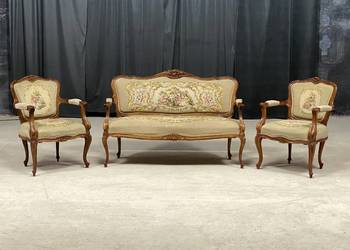 Rzeźbiony komplet wypoczynkowy w stylu Ludwika XV: sofa + 2 fotele