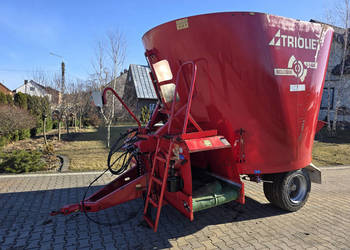 Wóz paszowy TRIOLIET SOLOMIX 1-1400 VLH (14 m3)