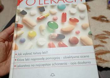 Wszystko o lekach" autorstwa dr. Andreasa von Maxena, dr. Goli Hollbauma i