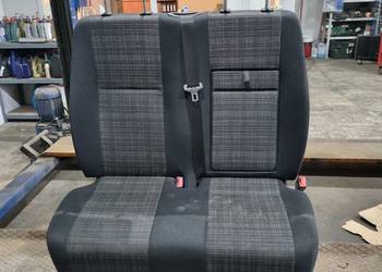 Sprzadam ławkę podwójną do Mercedes Benz Sprinter W906