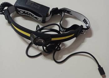 Latarka czołowa LED