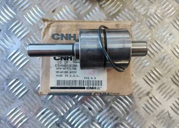 Wałek pompy wody New Holland TX30 TX32 TX34 TX36 Ford 678HT
