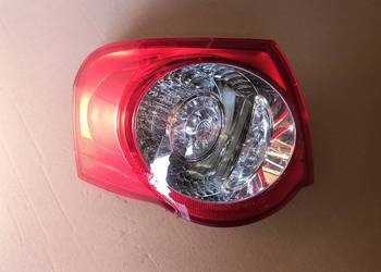 Vw Passat B6 kombi - Lampa tył tylna lewa w błotnik