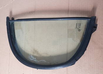 Szyba boczna drzwi tylnych prawa strona Toyota Yaris 2005