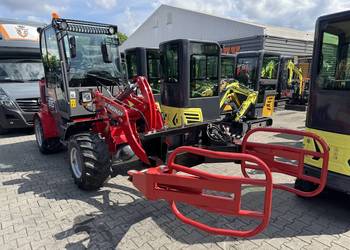 Ładowarka 4x4 przegubowa o udźwigu 1500 kg + łyżka hydrauliczna + kamera