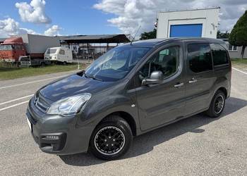 Citroen Berlingo 1.6 DIESEL Klimatyzacja Tempomat Ledy Czujniki Cofania