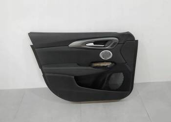 TAPICERKA BOCZEK LEWY PRZÓD MASKOWNICA HARMAN Alfa Romeo Tonale I (2022-  )