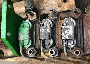 John Deere 7700 - Gniazda Hydrauliczne