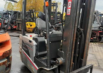 wózek widłowy elektryczny NISSAN 1NL18Q Triplex 4.3m Nowa bateria 2007 wózek widłowy elektryczny NISSAN 1NL18Q Triplex 4.3m Nowa bateria 2007