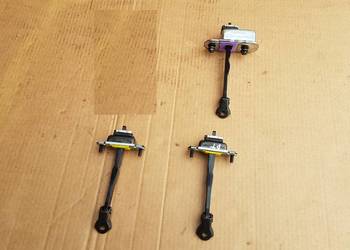 Hyundai i30 III PDE ogranicznik otwarcia drzwi ograniczniki Hyundai i30 III PDE ogranicznik otwarcia drzwi ograniczniki