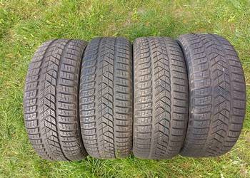 Opony zimowe Pirelli  225/45 R18 bieżnik 8 mm