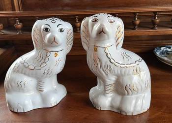 Figurka psa kominkowego.  Mam 2 sztuki. Lustrzane odbicia.