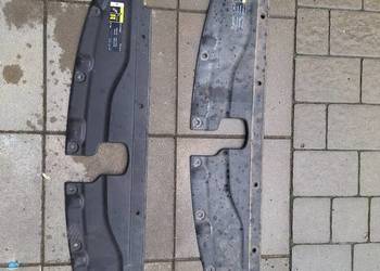 Maskownica pasa przedniego Chrysler Pacifica 2017