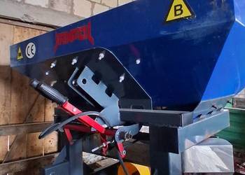 Rozsiewacz nawozów Janpol