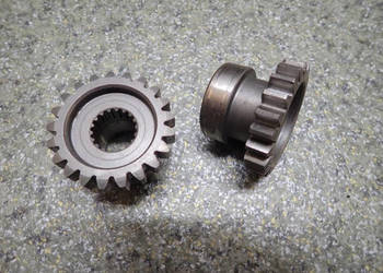 1 SZT. TRYB Z TULEJKĄ WAŁU KORBOWEGO SUZUKI RM 250 96-00R