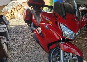 Sprzedam Hondę ST 1300 2005 r.