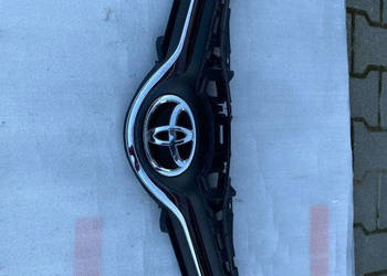 TOYOTA YARIS LIFT ATRAPA PRZEDNIA 53101-0D660 TOYOTA YARIS LIFT ATRAPA PRZEDNIA 53101-0D660