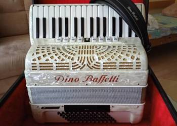 sprzedam przepiękny włoski akordeon Dino Bafetti musette 4 chury 72 basy