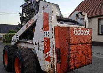 Bobcat 843 koparka ,szczotka