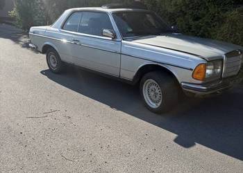 Mercedes w123 coupe 2.8se