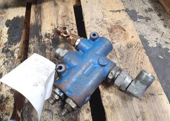 ROZDZIELACZ ŁADOWARKA GUNSTING 916 YXL-F160L-N7