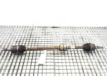 PÓŁOŚ PRAWY PRZÓD HYUNDAI i30 1.4 100KM PRZEGUB